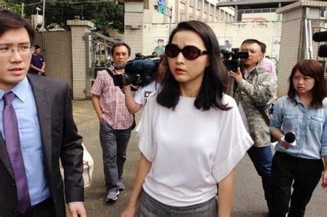 趙文嘉老婆